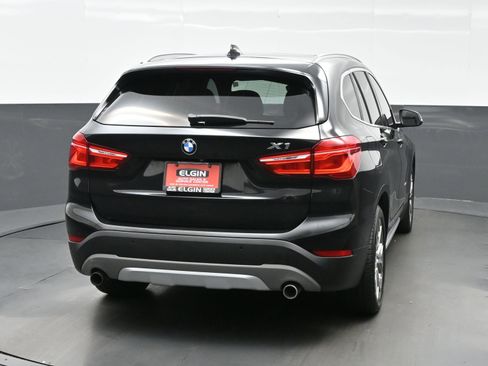 Used 2017 BMW X1 xDrive28i image 5