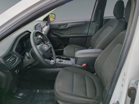 Used 2023 Ford Escape Active image 9