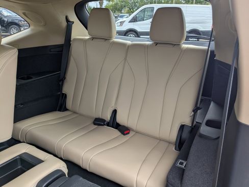Used 2025 Acura MDX FWD w/ Technology Package image 15