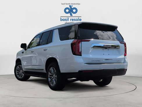 Used 2021 GMC Yukon SLT w/ SLT Premium Package image 5