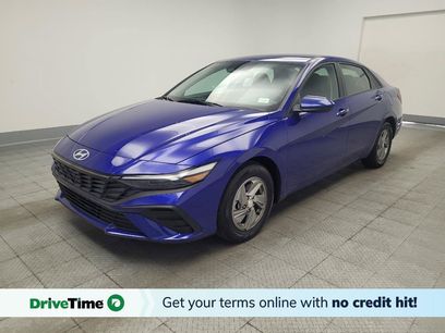Used 2025 Hyundai Elantra SE