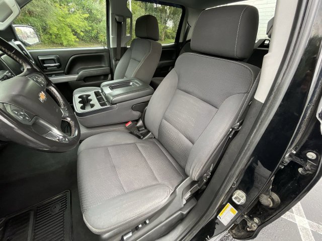 Used 2018 Chevrolet Silverado 1500 LT w/ All Star Edition AWD/4WD image 19