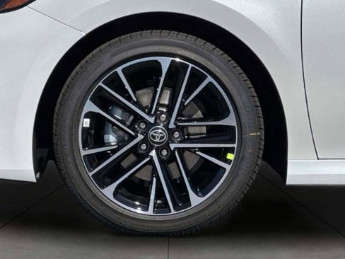 New 2026 Toyota Camry XLE image 32