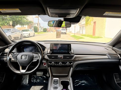 Used 2022 Honda Accord Sport image 26