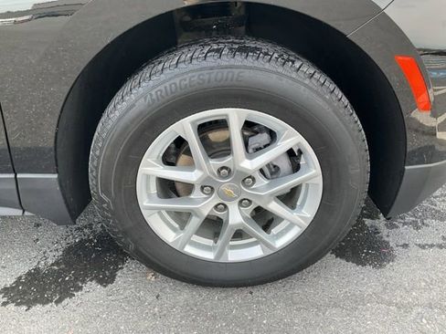 Certified 2023 Chevrolet Equinox LT AWD/4WD image 17