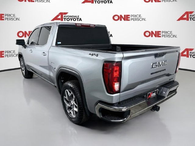 Used 2026 GMC Sierra 1500 SLE w/ LPO, Black Badging Package AWD/4WD image 5