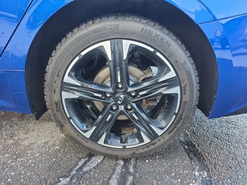 Used 2021 Kia K5 GT-Line w/ GT-Line FWD Premium Package image 12