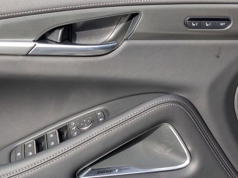 Used 2025 INFINITI QX60 Luxe w/ Black Edition image 12