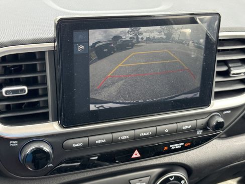 New 2026 Hyundai Venue SE image 20