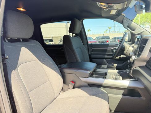 Used 2024 RAM 1500 Big Horn AWD/4WD image 32