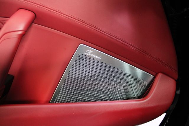 Used 2025 Porsche 911 Carrera RWD image 26