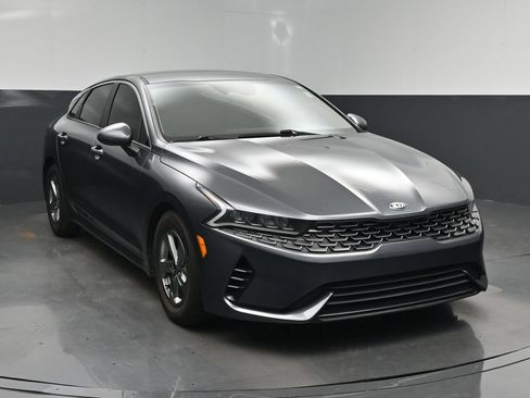 Used 2021 Kia K5 LXS FWD image 8
