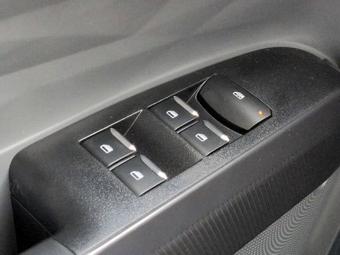 New 2026 Ford Maverick XL AWD/4WD image 24