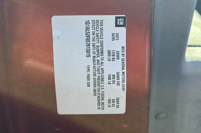 Used 2005 Chevrolet Cobalt LS w/ Preferred Equipment Group FWD image 28