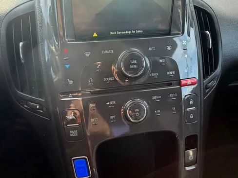 Used 2014 Chevrolet Volt Premium w/ Premium Trim Package image 7