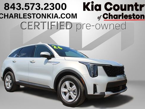 Used 2026 Kia Sorento LX FWD image 1