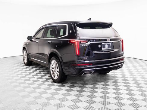 Used 2020 Cadillac XT6 Premium Luxury image 6
