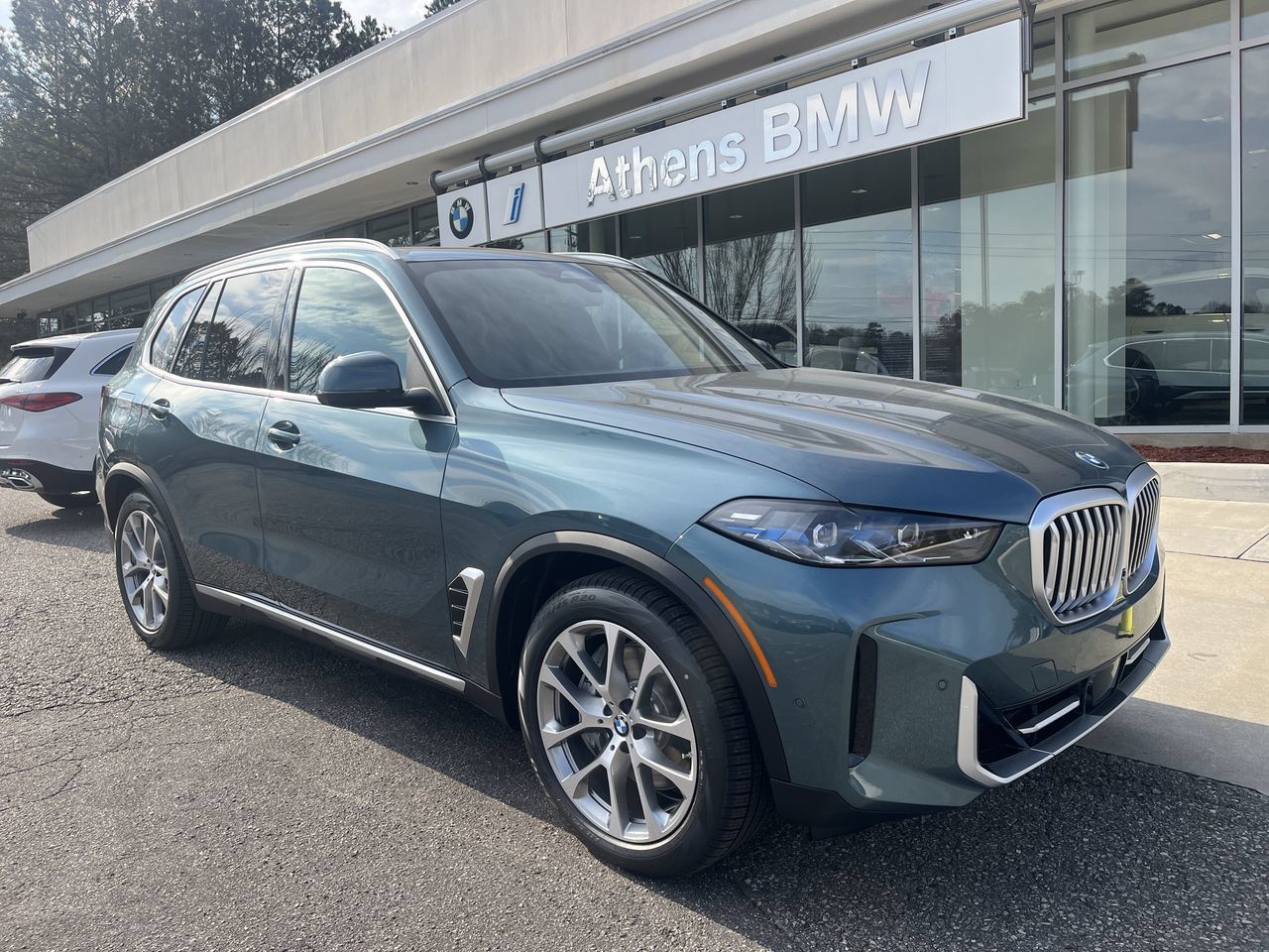 Used 2026 BMW X5 xDrive50e w/ Executive Package AWD/4WD image 1