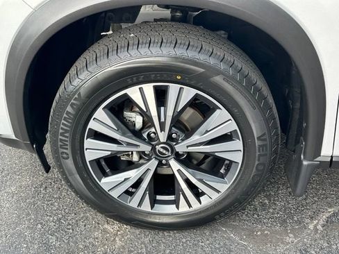 Certified 2023 Nissan Rogue SV AWD/4WD image 9