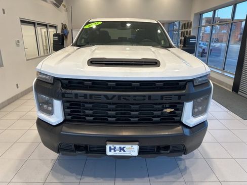 Used 2021 Chevrolet Silverado 2500 W/T image 2