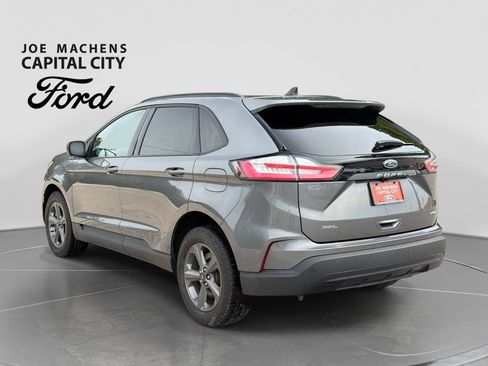 Used 2023 Ford Edge SEL AWD/4WD image 7