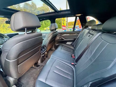 Used 2017 BMW X5 xDrive35d AWD/4WD image 9
