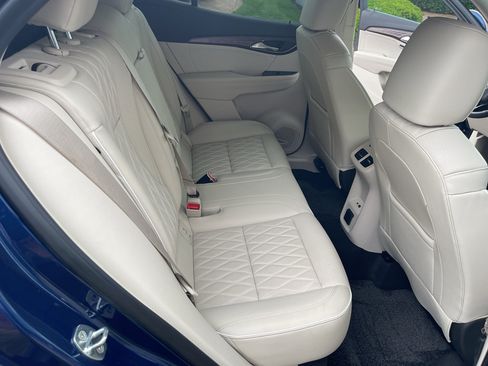 Used 2023 Buick Envision Avenir AWD/4WD image 36