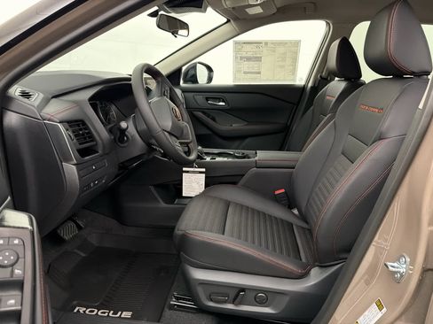 New 2026 Nissan Rogue SV image 14