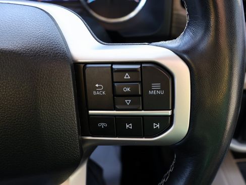 Used 2024 Ford Expedition Limited image 18