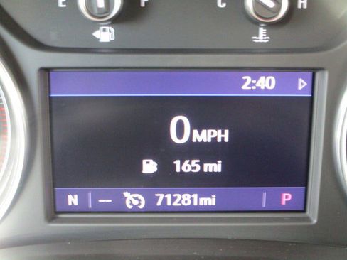 Used 2020 Buick Enclave Essence image 18