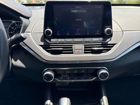 Certified 2023 Nissan Altima 2.5 SR FWD image 22