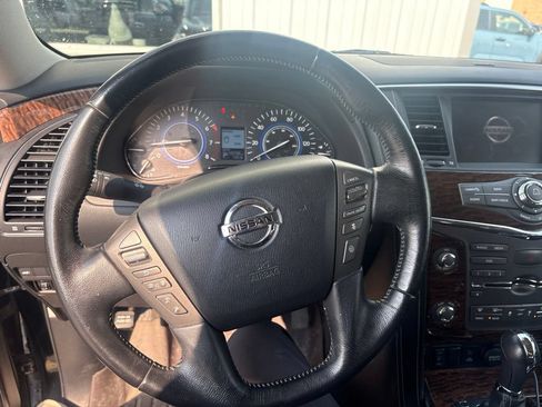 Used 2018 Nissan Armada SL AWD/4WD image 9