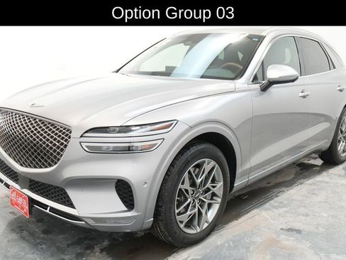 Used 2023 Genesis GV70 2.5T w/ Advanced Package image 3