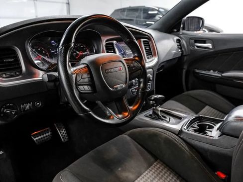 Used 2020 Dodge Charger R/T w/ Blacktop Package RWD image 3