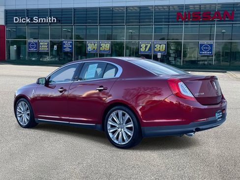 Used 2013 Lincoln MKS AWD image 4