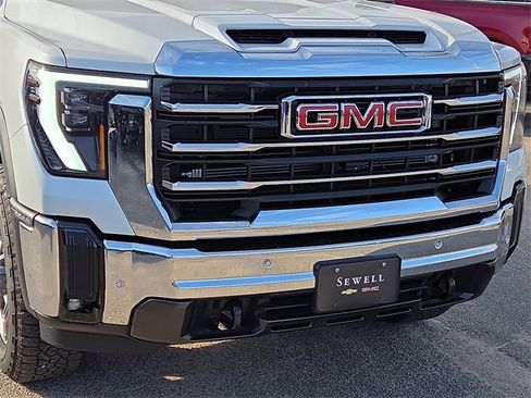Used 2025 GMC Sierra 2500 SLT w/ Texas SLT Premium Package image 7