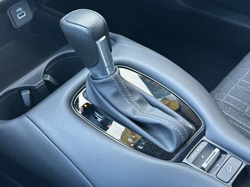 Certified 2023 Honda HR-V LX image 23