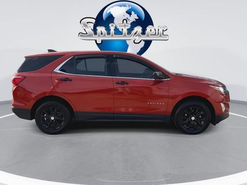 Used 2020 Chevrolet Equinox LT w/ Driver Convenience Package image 10