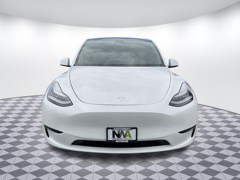 Used 2020 Tesla Model Y Long Range AWD/4WD image 5
