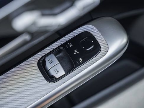 Used 2025 Mercedes-Benz CLE 450 4MATIC Coupe image 37