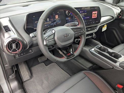 New 2026 Chevrolet Equinox EV RS image 3