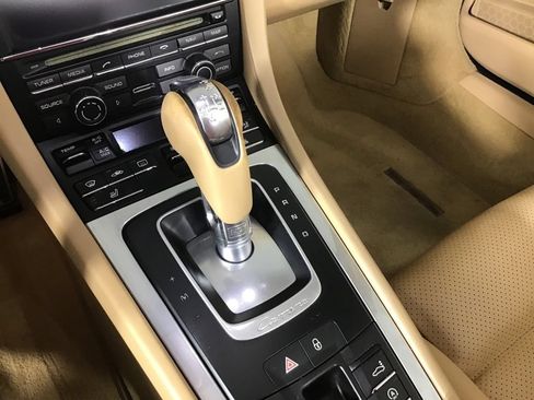 Certified 2015 Porsche 911 Carrera 4S AWD/4WD image 35