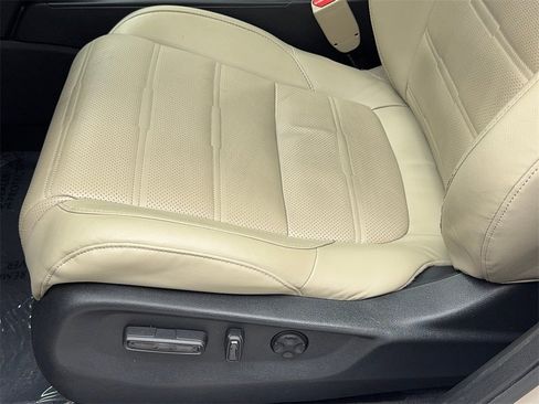 Used 2017 Honda CR-V EX-L image 37