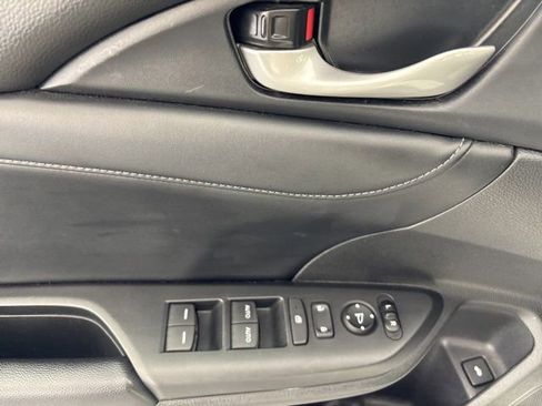 Used 2019 Honda Insight Touring image 17