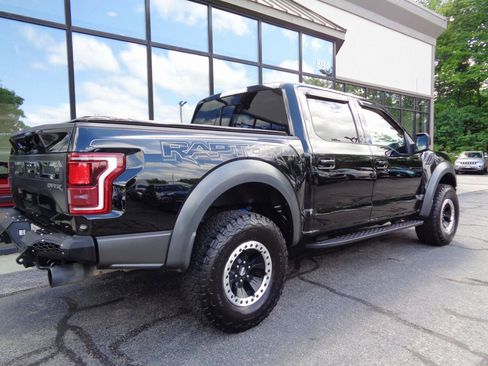 Used 2017 Ford F150 Raptor w/ Equipment Group 802A Luxury AWD/4WD image 5