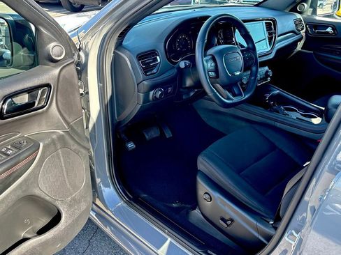 Used 2025 Dodge Durango GT w/ Blacktop Package image 9