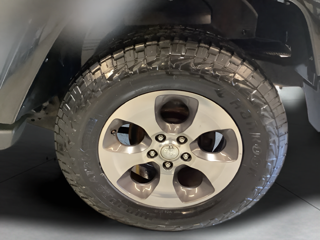Certified 2018 Jeep Wrangler Sahara w/ Connectivity Group AWD/4WD image 9