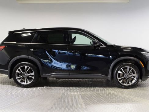 Used 2026 INFINITI QX60 Pure w/ Family Package AWD/4WD image 9