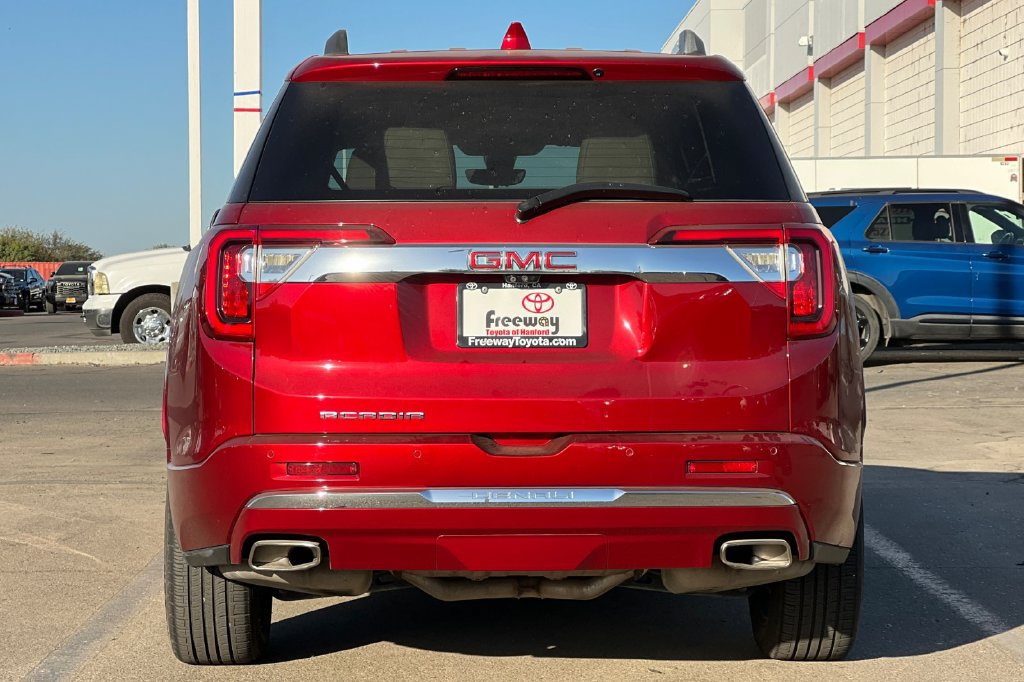 Used 2021 GMC Acadia Denali w/ Denali Technology Package FWD image 7