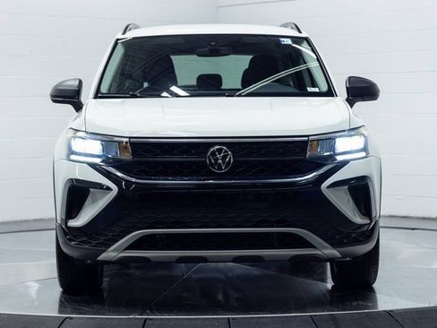 Used 2023 Volkswagen Taos S image 5